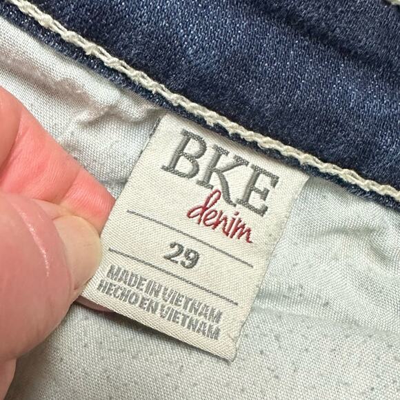 BKE Stella Distressed Denim Jean Shorts size 29 - Picture 4 of 6